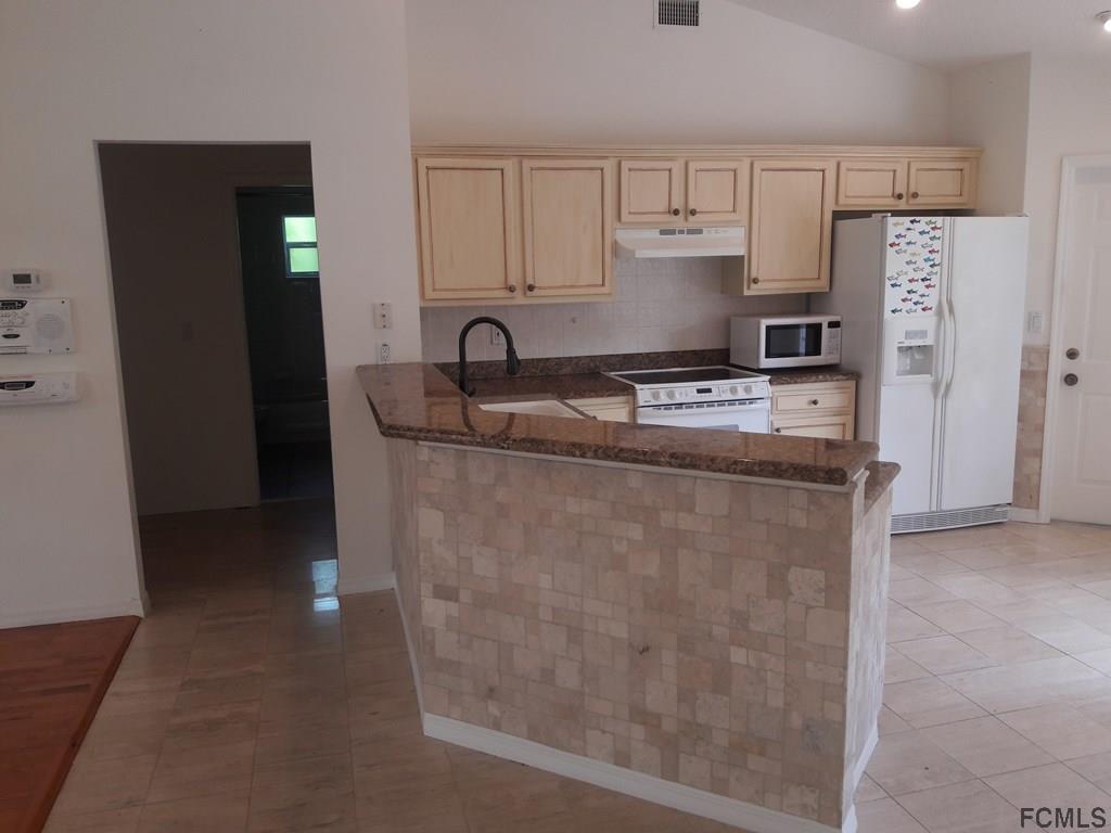 124 Foster Lane Palm Coast, FL 32137 - Photo 3 of 17