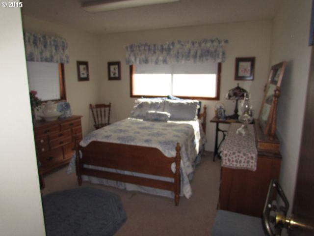 4058 South Myrtle Road Myrtle Creek, OR 97457 - Photo 10 of 16 Gallery Image 10