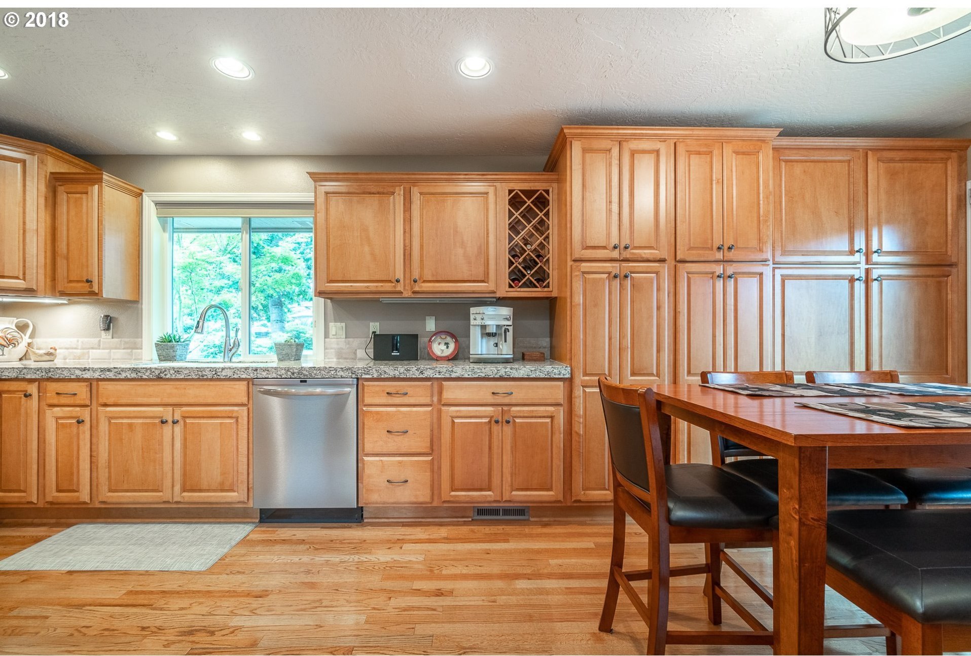 31426 Southwest Old Farm Road Wilsonville, OR 97070 - Photo 14 of 31 Gallery Image 14