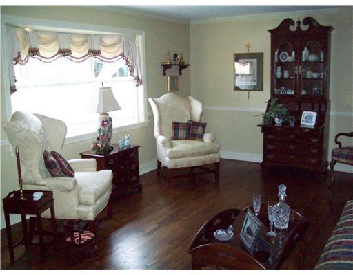 2012 Rockfield Road Pittsburgh, PA 15243 - Photo 2 of 18