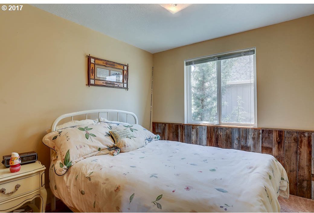 12416 Southeast Vista Loop Prineville, OR 97754 - Photo 9 of 18