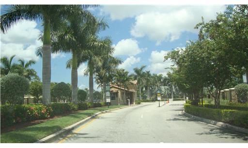 3380 Northeast 9th Street, Unit 202 Homestead, FL 33033 - Photo 2 of 16
