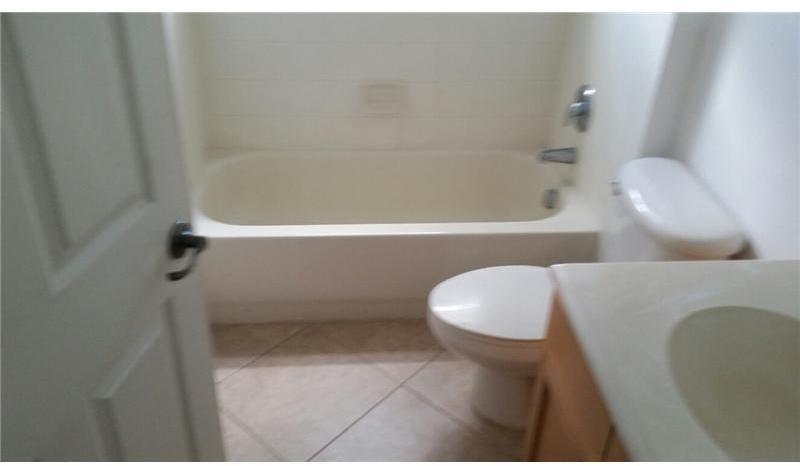 19033 Southwest 55th Street Miramar, FL 33029 - Photo 15 of 35