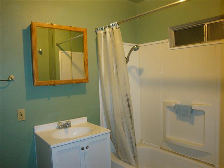 2540 Jenkins Road Bakersfield, CA 93314 - Photo 4 of 8 Gallery Image 4