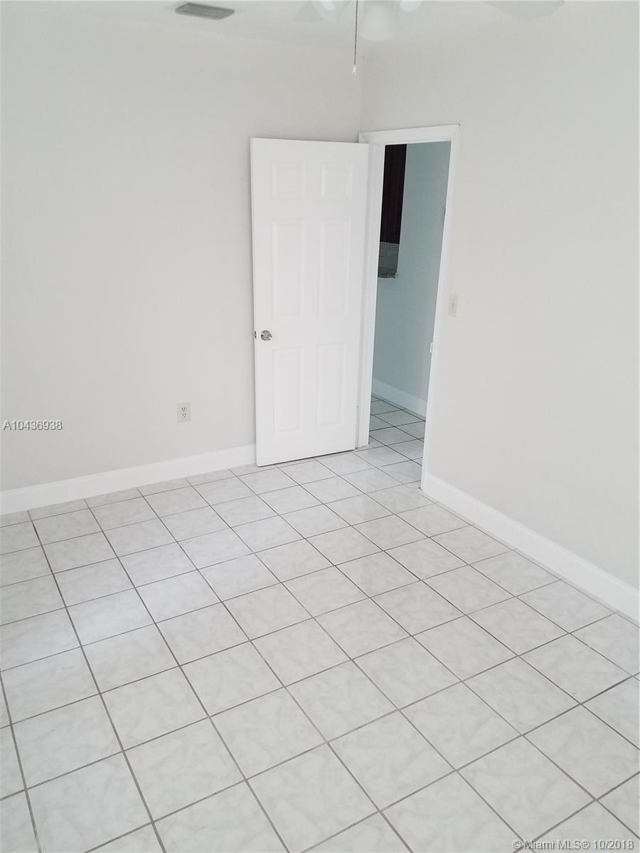 14661 Tyler Street Miami, FL 33176 - Photo 11 of 14