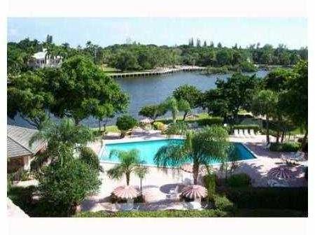 3165 Northeast 48th Court, Unit 107 Lighthouse Point, FL 33064 - Photo 2 of 10