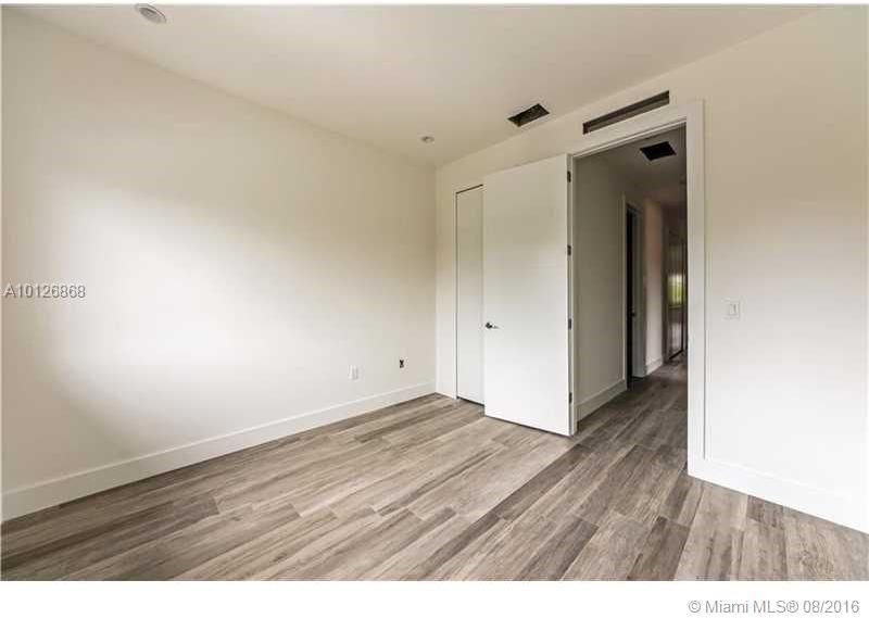 2882 Southwest 37th Court, Unit 2882 Miami, FL 33134 - Photo 8 of 18