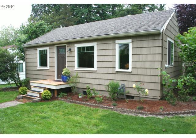 5405 Southwest Taylors Ferry Road Portland, OR 97219 - Photo 3 of 16