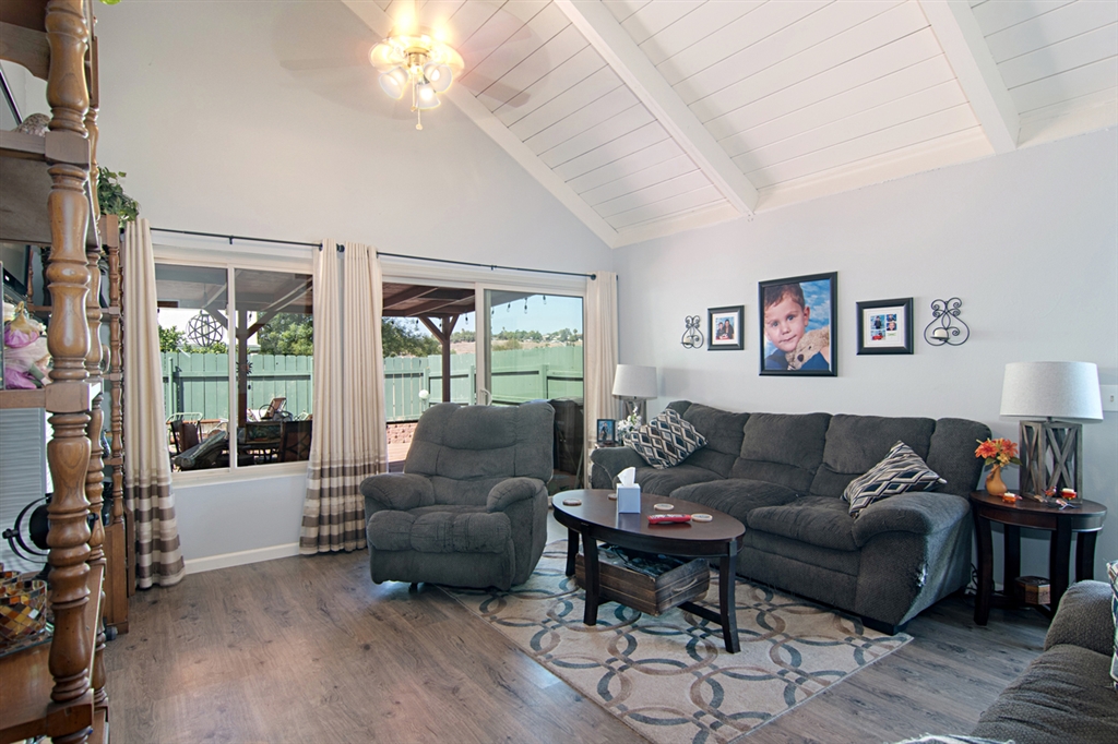 2036 Terracina Circle Spring Valley, CA 91977 - Photo 5 of 20 Gallery Image 5