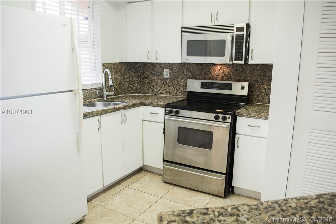 6045 Northwest 186th Street, Unit 319 Hialeah, FL 33015 - Photo 10 of 16