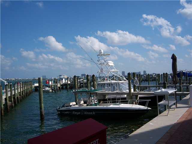 2000 Towerside Terrace, Unit 711 Miami, FL 33138 - Photo 12 of 18