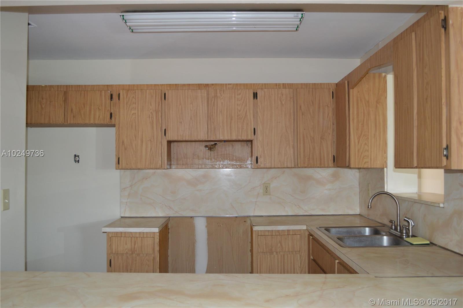 1001 Southwest 13th Avenue Miami, FL 33135 - Photo 7 of 22
