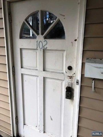 102 Ridgefield Avenue Ridgefield Park, NJ 07660 - Photo 4 of 18