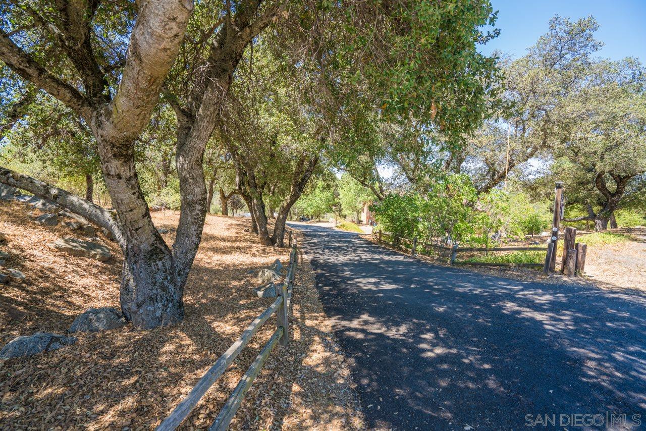 4917 Glenside Road Santa Ysabel, CA 92070 - Photo 4 of 25