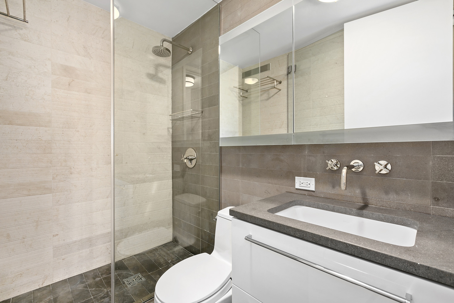 515 East 72nd Street, Unit 29G Manhattan, NY 10021 - Photo 8 of 16