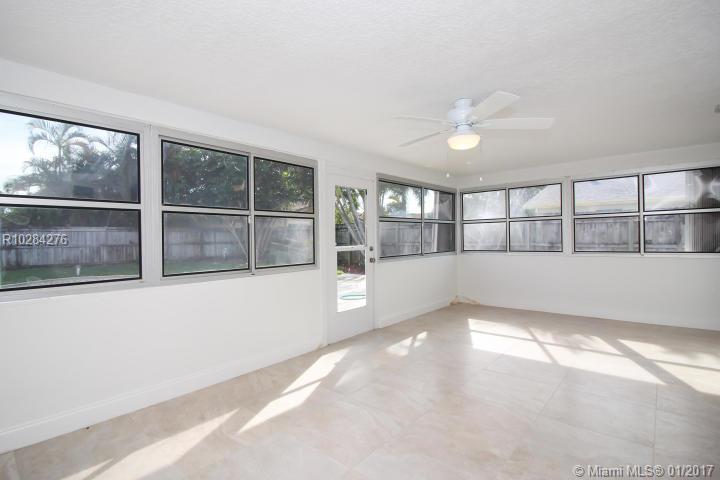 4250 Northeast 4th Avenue Boca Raton, FL 33431 - Photo 5 of 22 Gallery Image 5