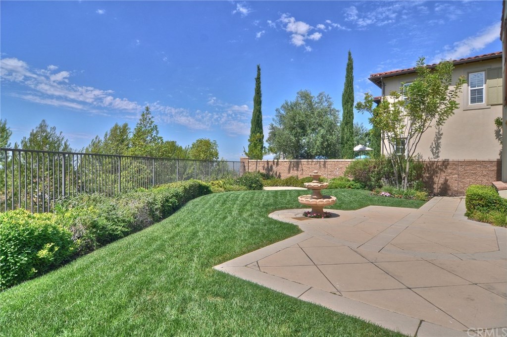 37 Hedgerow Irvine, CA 92603 - Photo 29 of 42