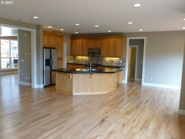 914 Northwest Angel Heights Road Stevenson, WA 98648 - Photo 19 of 29 Gallery Image 19