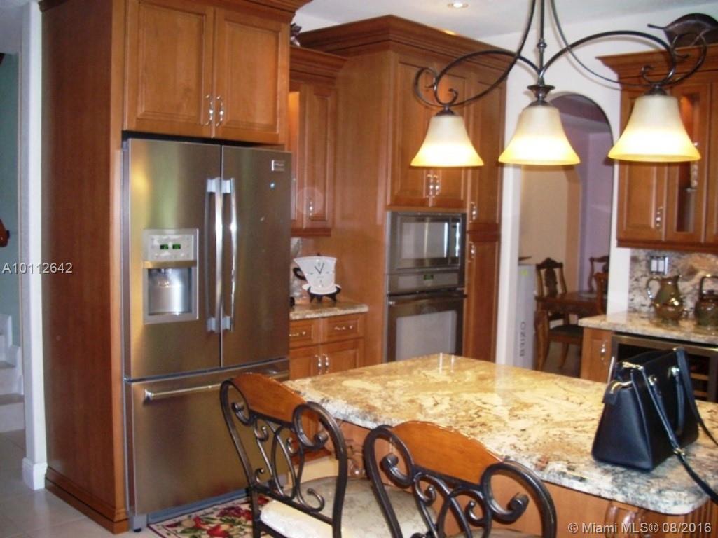 15282 Southwest 35th Terrace Miami, FL 33185 - Photo 16 of 18