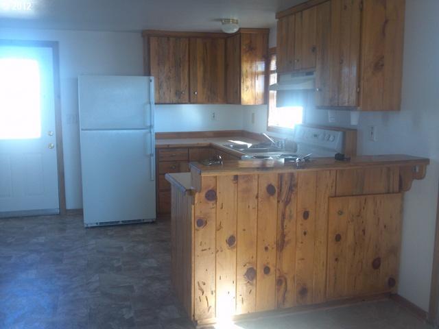 58271 Oil Dri Road Christmas Valley, OR 97641 - Photo 8 of 12 Gallery Image 8