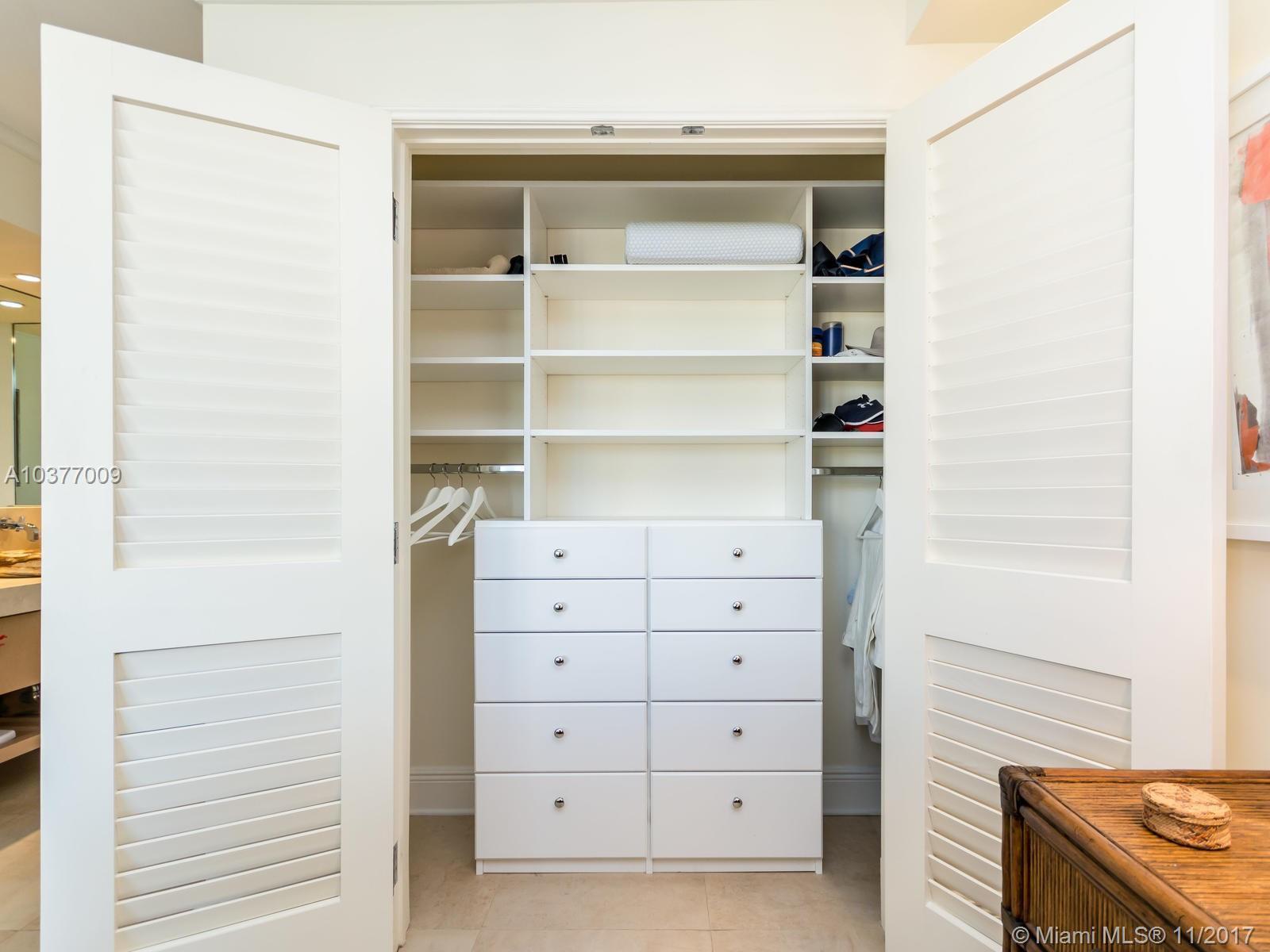 607 Ocean Drive, Unit 9K Key Biscayne, FL 33149 - Photo 49 of 78