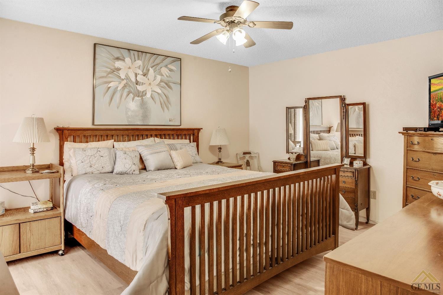 217 Warren Street Taft, CA 93268 - Photo 16 of 24