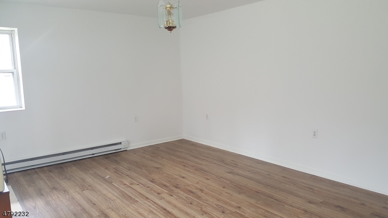 3 Tracy Lane Hackettstown, NJ 07840 - Photo 3 of 12