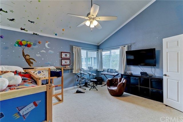 $720,000 | 172 Admiral Way, Costa Mesa, CA 92627