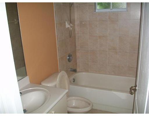 13551 Southwest 256th Street Homestead, FL 33032 - Photo 3 of 8