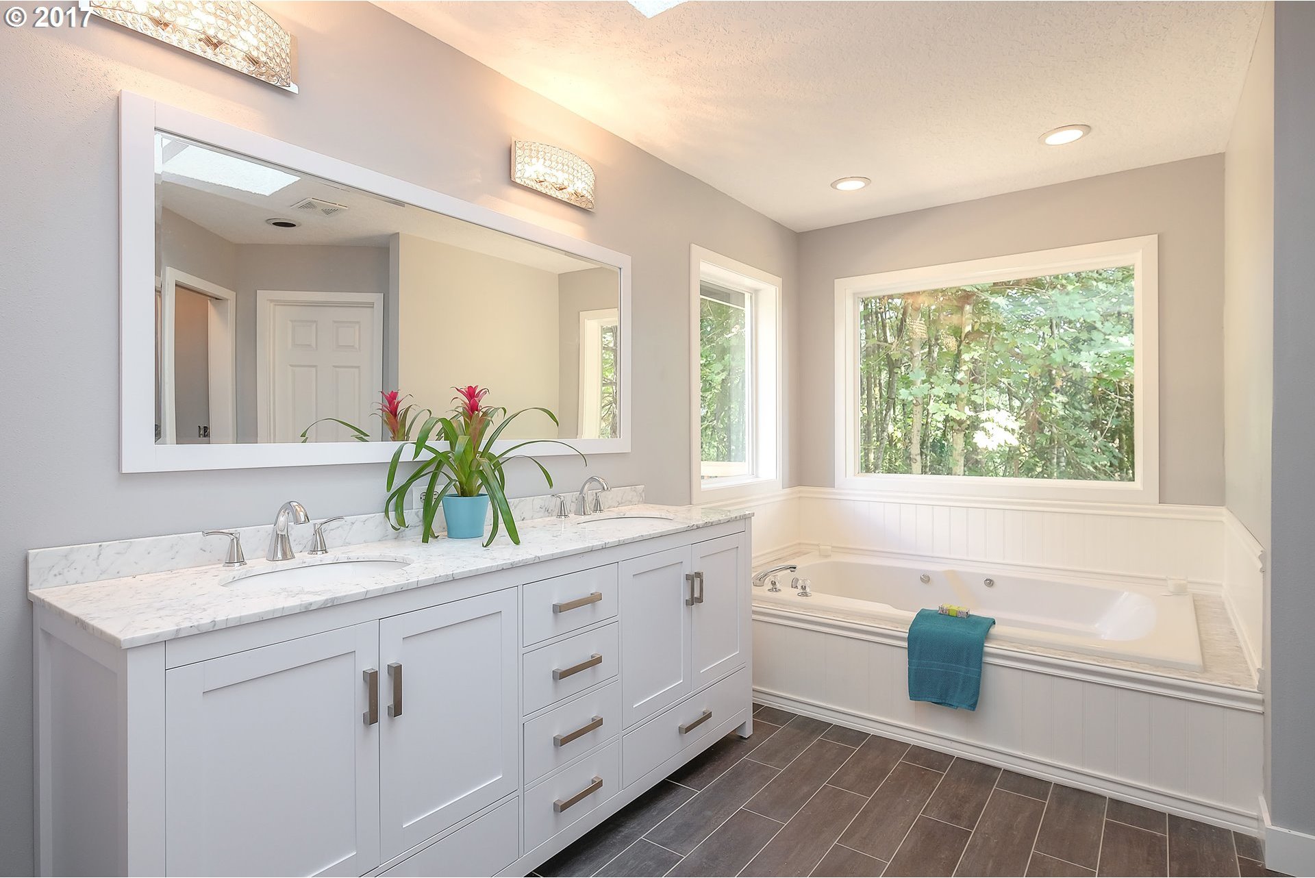 10127 Southwest Lancaster Road Portland, OR 97219 - Photo 6 of 23 Gallery Image 6