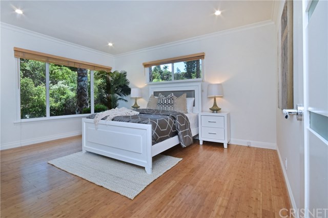 4406 Coronet Drive Encino, CA 91316 - Photo 23 of 44