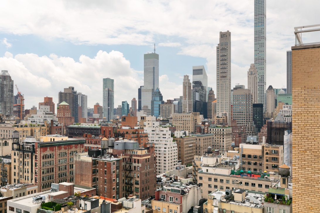 860 5th Avenue, Unit 20A Manhattan, NY 10065 - Photo 12 of 13