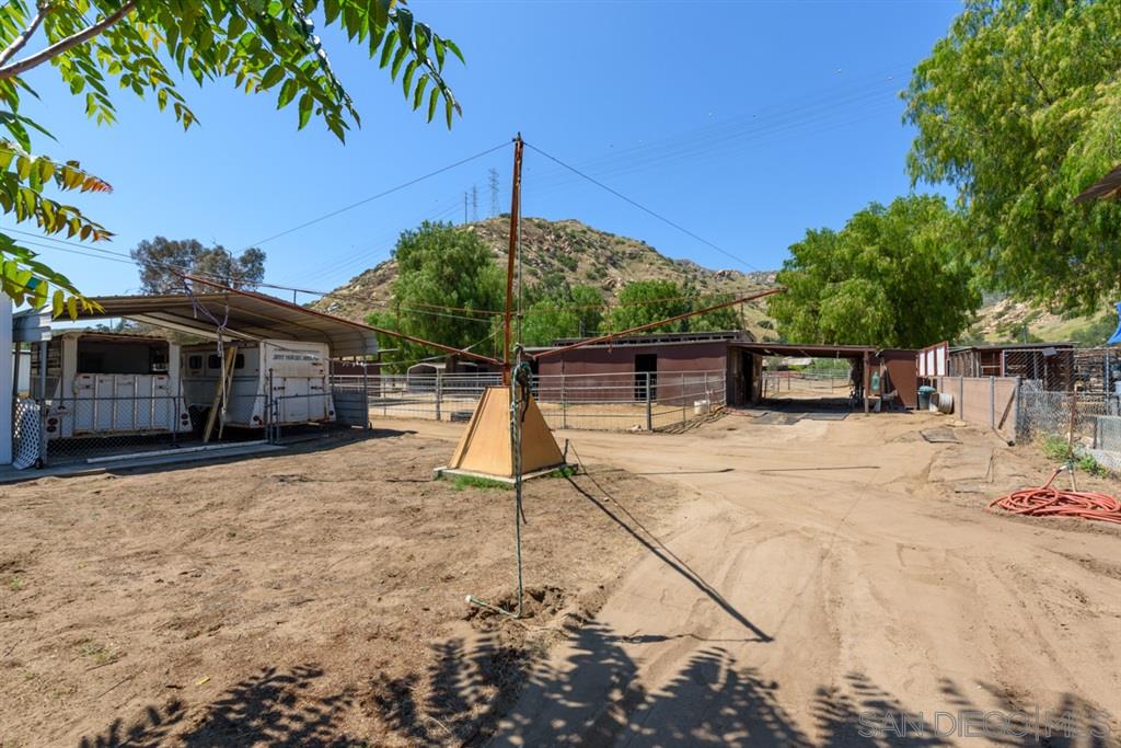 13148 Willow Road Lakeside, CA 92040 - Photo 15 of 24 hot walker