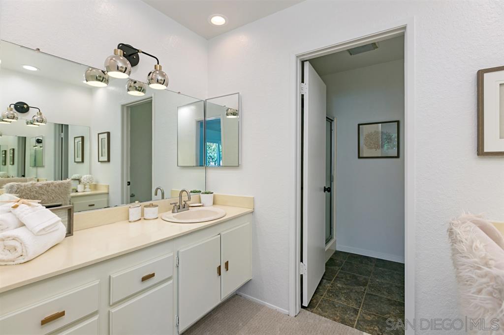 277 Countryhaven Road Encinitas, CA 92024 - Photo 14 of 25