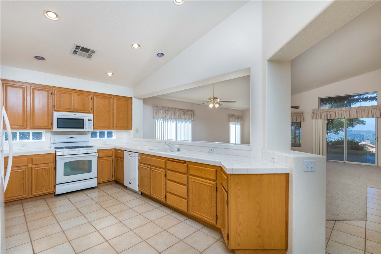 2409 Columbine Road Alpine, CA 91901 - Photo 8 of 25