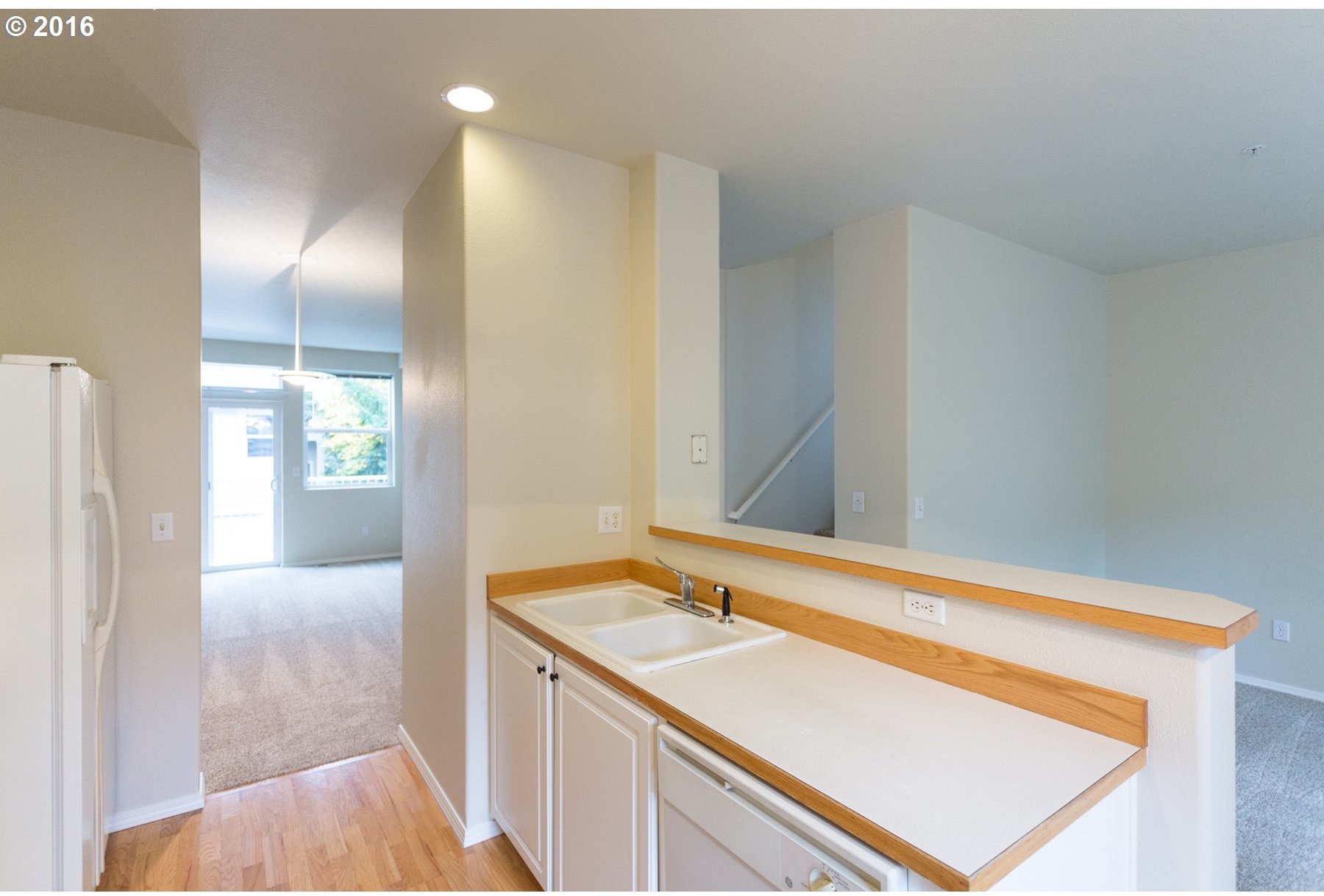 14150 Southwest Barrows Road, Unit 1 Tigard, OR 97223 - Photo 14 of 29 Gallery Image 14