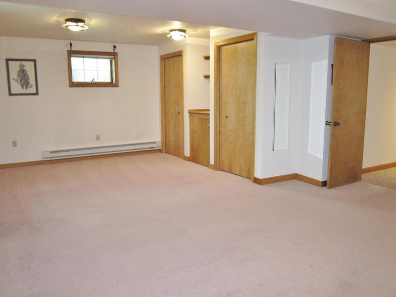 143 Forsythe Road Valencia, PA 16059 - Photo 15 of 25