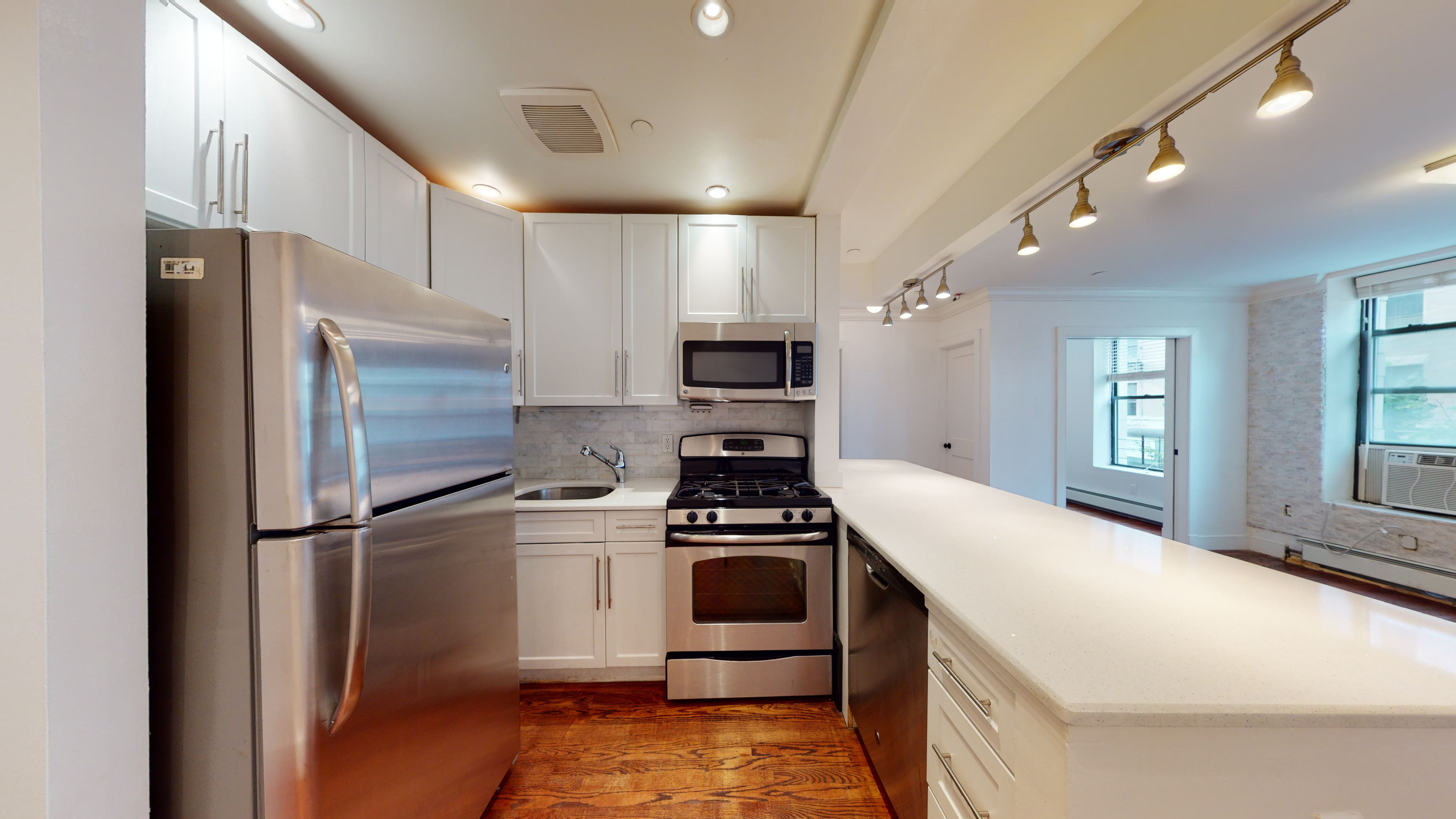 118 West 112th Street, Unit 2A Manhattan, NY 10026 - Photo 11 of 13