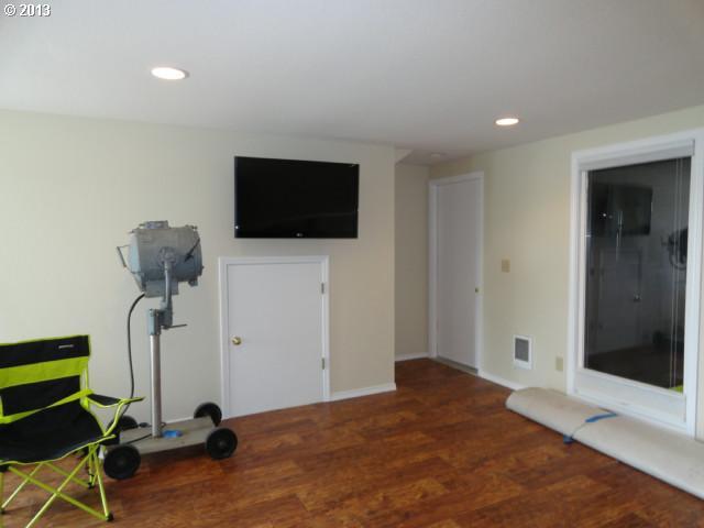 25200 Northwest St Helens Road, Unit BH3 Portland, OR 97231 - Photo 13 of 16 Gallery Image 13