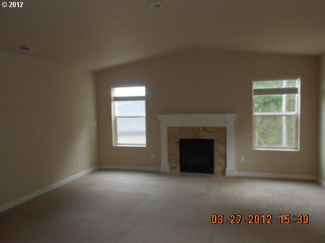 9560 Southwest Diamond View Way Beaverton, OR 97007 - Photo 12 of 16 Gallery Image 12