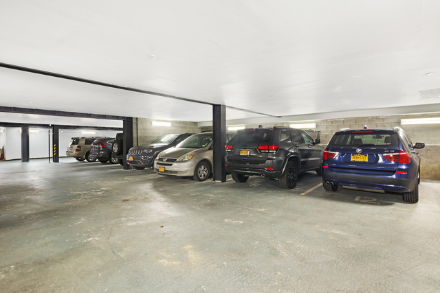 Factory House 42-60 Crescent St, Queens, NY 11101 - Photo 4 of 5