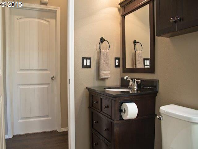 340 7th Street Fairview, OR 97024 - Photo 6 of 16 Gallery Image 6
