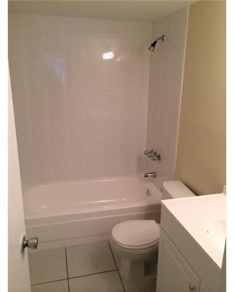 10900 Southwest 104th Street, Unit 419 Miami, FL 33176 - Photo 9 of 10