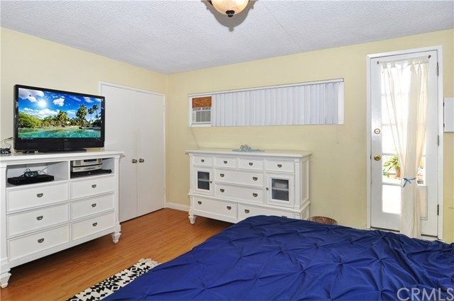 $1,200,000 | 253 17th Street, Seal Beach, CA 90740