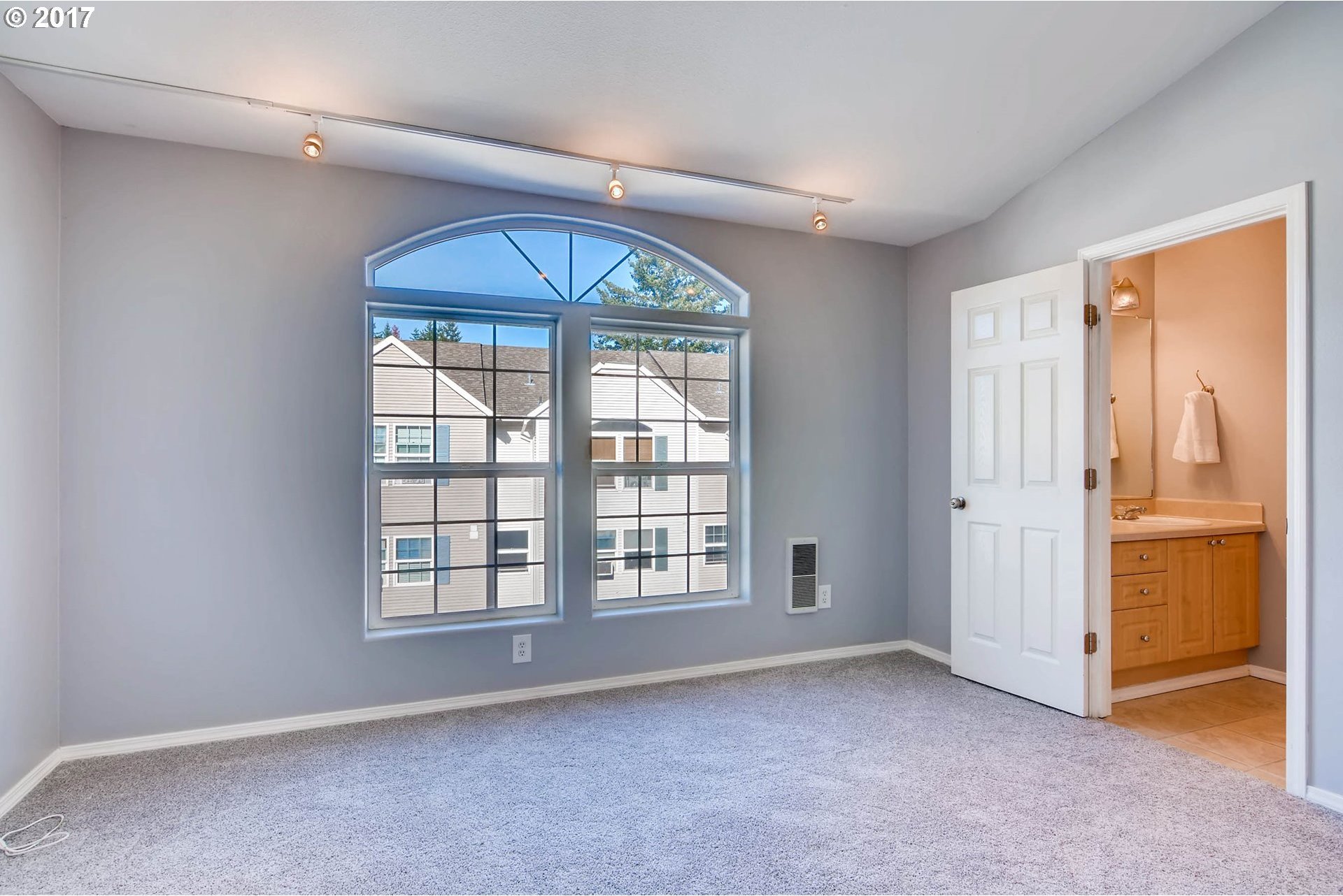 14280 Southwest Cougar Ridge Drive Beaverton, OR 97008 - Photo 16 of 24