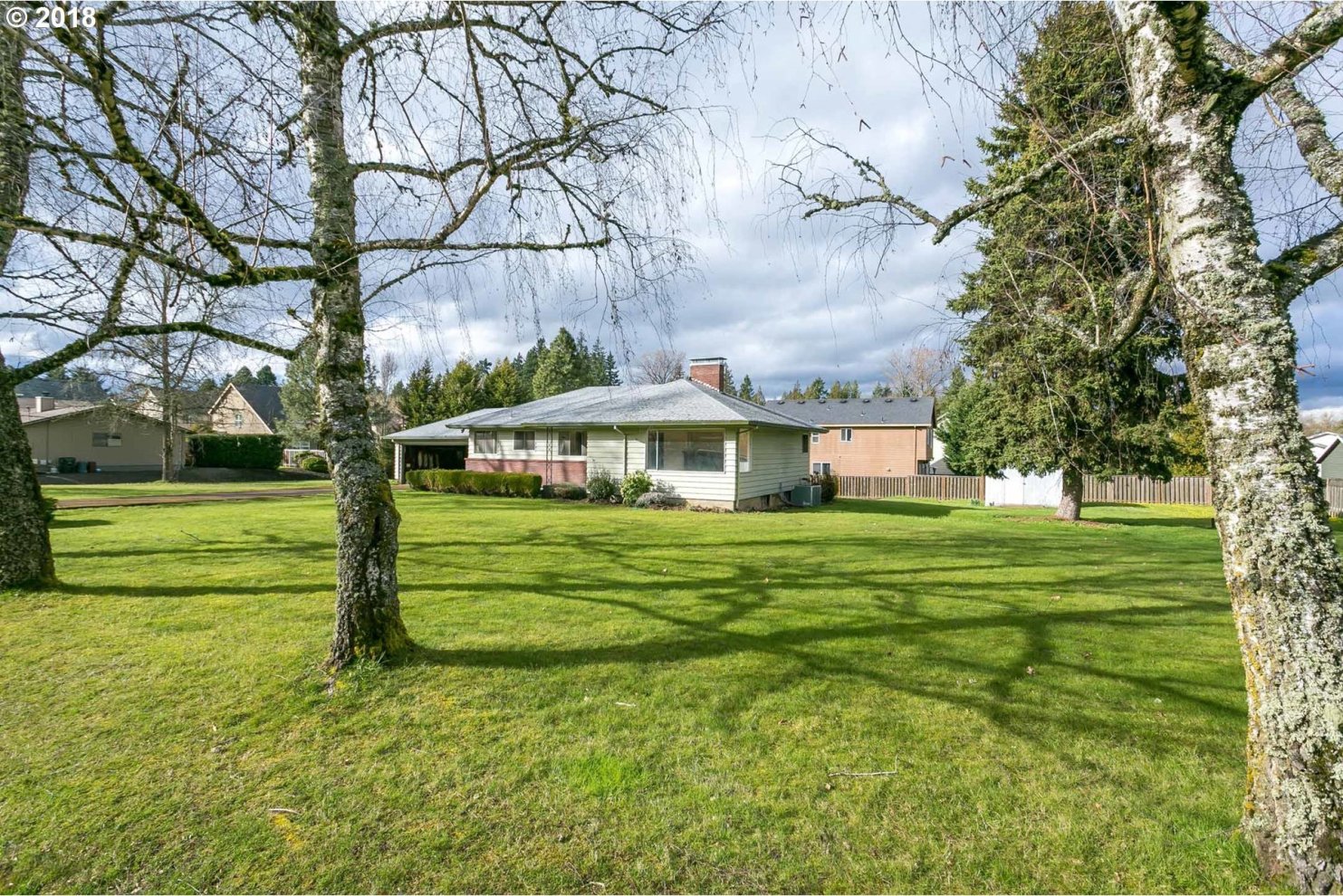5459 Southeast Golden Road Hillsboro, OR 97123 - Photo 27 of 29 Gallery Image 27