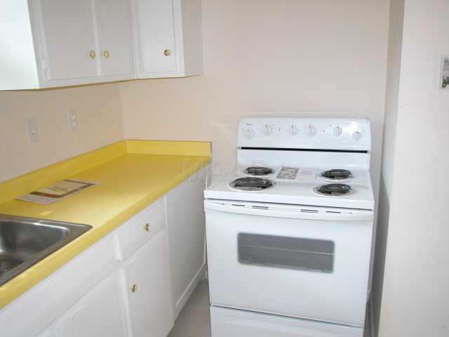 4857 Knight Arnold Road Memphis, TN 38118 - Photo 6 of 8 Gallery Image 6