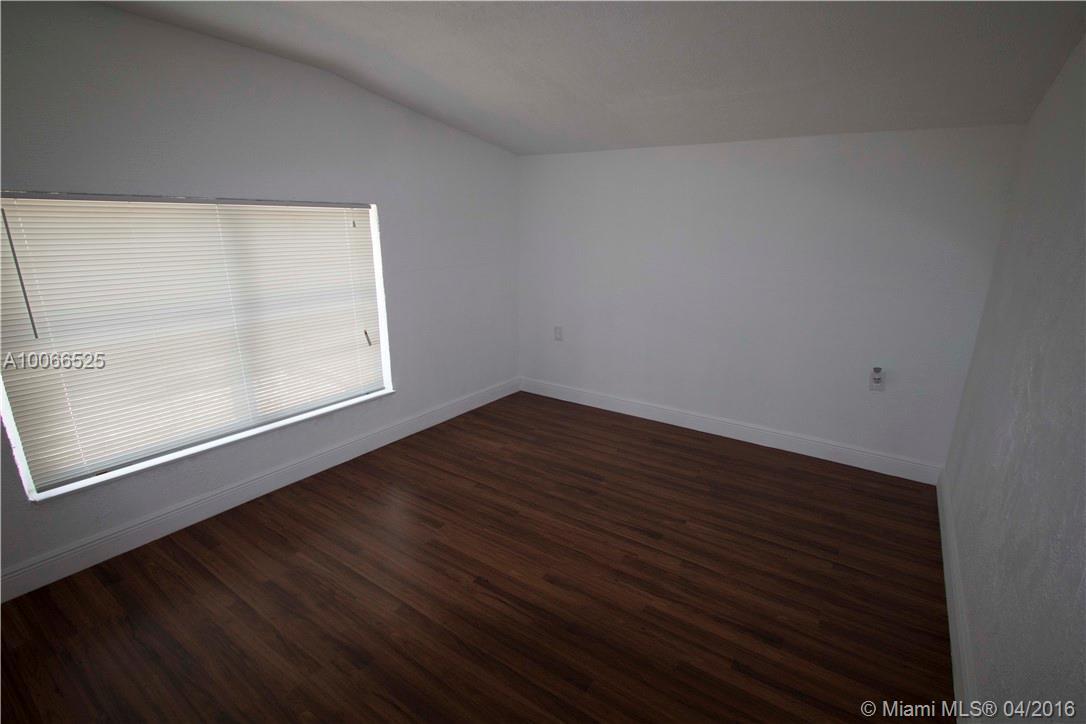 910 Northwest 89th Street Miami, FL 33150 - Photo 25 of 35