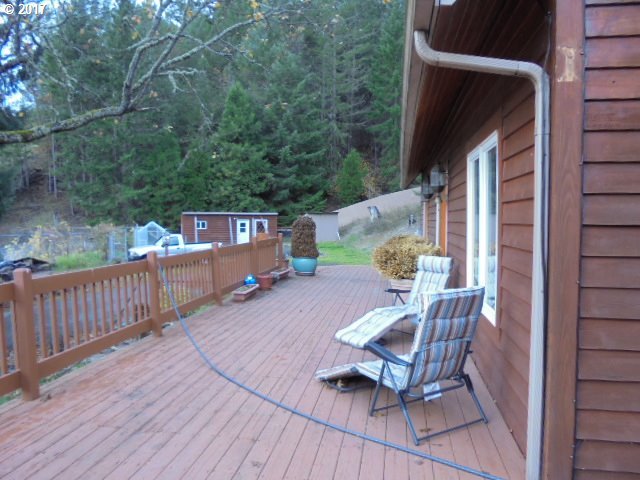 4244 Clarks Branch Road Myrtle Creek, OR 97457 - Photo 4 of 22 Gallery Image 4