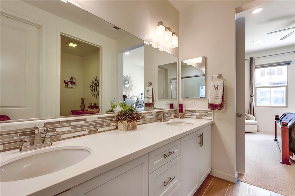 407 Trailblaze Irvine, CA 92618 - Photo 24 of 52